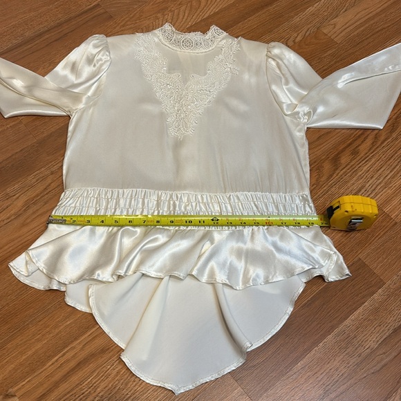 Vintage 1970/1980’s Gunne Sport By Jessica McClintock cream/ lace blouse. Size 9 - Picture 14 of 17